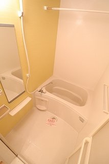 ガーデンコート　Ｃの浴室