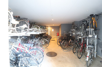 【その他共用部分】 | Ⅴesta（ウェスタ） | 駐輪場