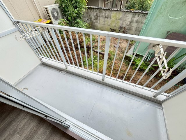 リヴェール梅尾のバルコニー