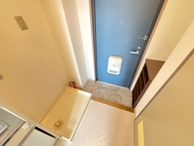 リヴェール梅尾の玄関