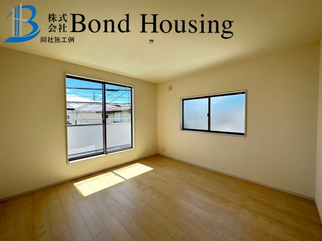 長期優良住宅・全居室6帖以上　名谷町　全3棟　2号棟の洋室