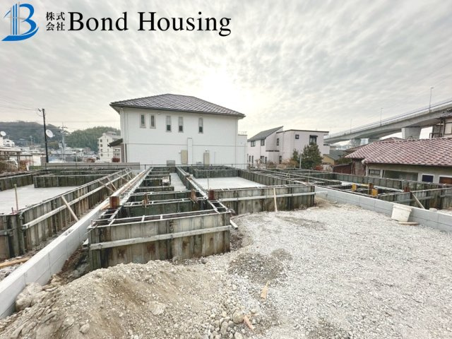 長期優良住宅・全居室6帖以上　名谷町　全3棟　2号棟の駐車場