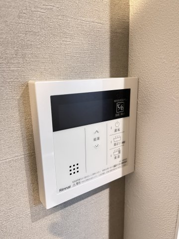 大阪市鶴見区今津中１丁目のアパートのエントランス