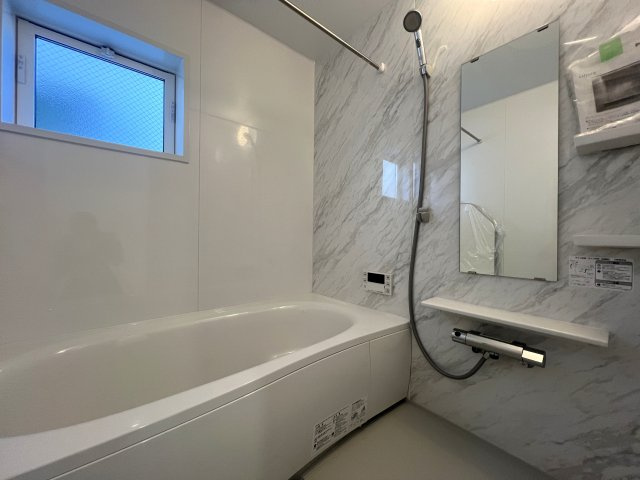 横浜と言ったら...山手！山手と言ったら...【中区本郷町】新築戸建の浴室|きれいなお風呂です