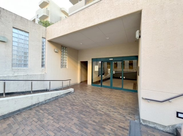 エステ・コート北柏参番館のエントランス|共用部・エントランス