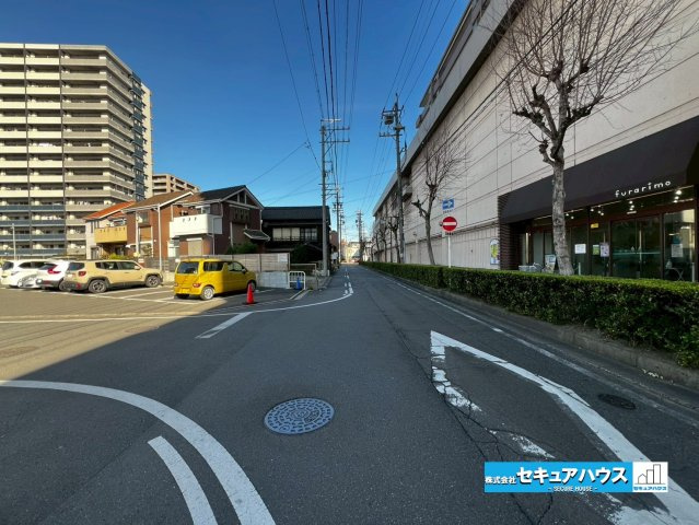 横須賀西住宅の周辺|事前予約にて現地ご見学いただけます！お気軽にお問い合わせください♪
■株式会社　セキュアハウス　豊明支店■
住宅ローンに強く、知識、経験豊富なスタッフ在籍
お客様に寄り添い、ご成約後もサポート致します