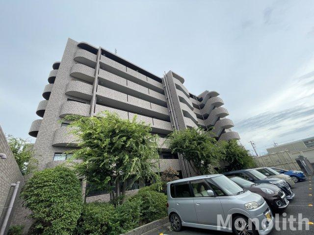 ロサノ・S・北豊中の駐車場