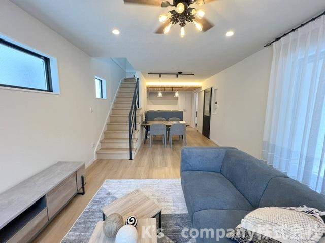 茅ヶ崎市柳島海岸　新築戸建　18号棟の居間・リビング|モデルハウス6号棟の施工例◇