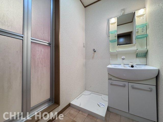 ルシエールＡの洗面所|他社様掲載物件もまとめてご紹介、ご案内可能です(^^)/