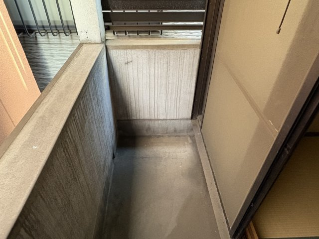 【バルコニー】
