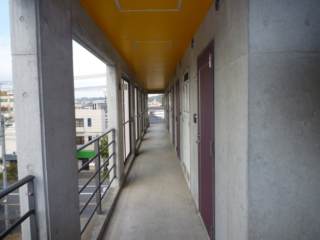 Ｔ１６＋２０のエントランス|エントランス