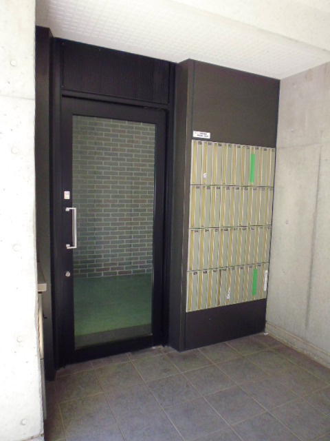 Ｔ１６＋２０のエントランス|外観3