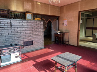 【居間・リビング】 | 小樽市銭函1丁目 土地南向き300坪 | 体にやさしく暖かなペチカ暖房♪