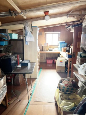【収納】 | 小樽市銭函1丁目 土地南向き300坪 | 14帖の小屋裏納戸・豊富な収納力♪