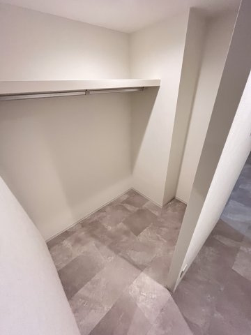 大阪市鶴見区今津中１丁目のアパートの収納