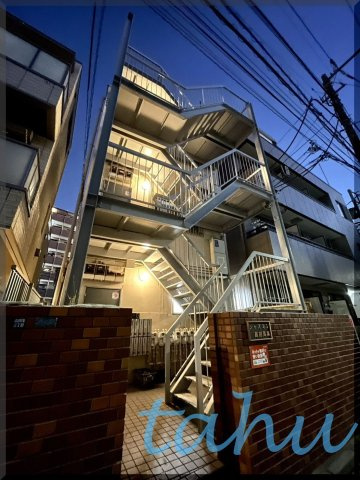 新宿区高田馬場３丁目の賃貸マンションの外観