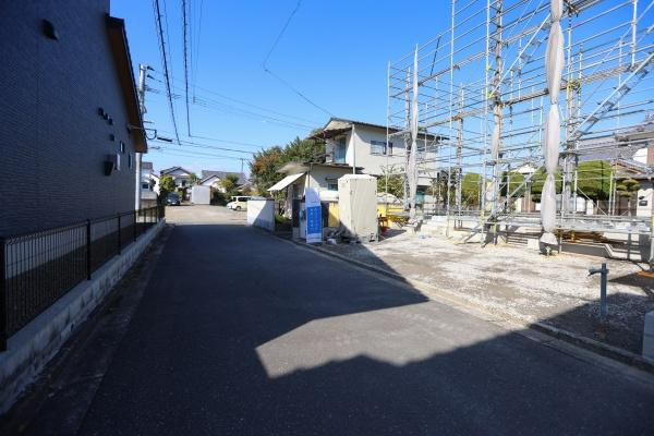 中戸次第3-1号棟の前面道路含む現地写真|前面道路含む現地(2025年12月撮影)