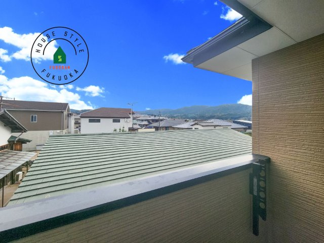 大野城市南ヶ丘5丁目第5-2棟（2号棟）の展望|窓から緑が見える物件も魅力的です。