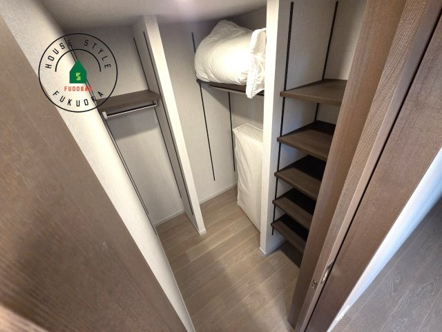 グランドメゾン福岡The Central Luxeの収納|洋服や大きな荷物が多い方や人数の多いご家族などは、一般的なクローゼットよりもウォークインクローゼットのほうが使い勝手が良いです。