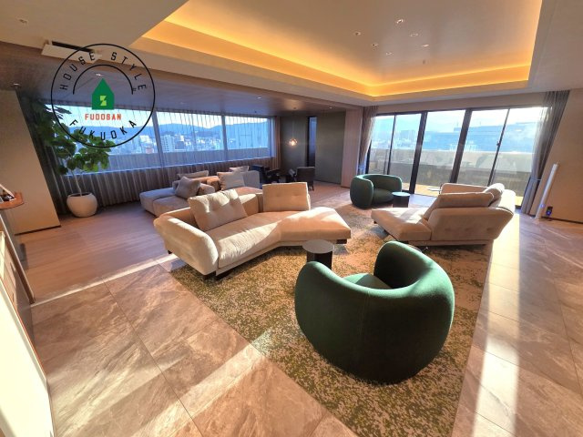 グランドメゾン福岡The Central Luxeのロビー|ラウンジ