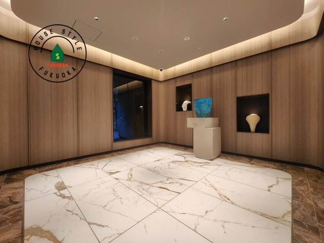 グランドメゾン福岡The Central Luxeのエントランス|エントランス中