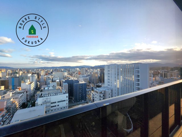 グランドメゾン福岡The Central Luxeのロビー|18Fラウンジからの眺望