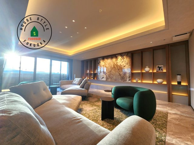 グランドメゾン福岡The Central Luxeのロビー|18Fラウンジ