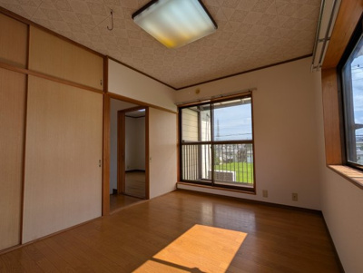 【洋室】 | 室山町一戸建て