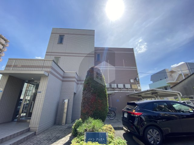 パインクレストの外観