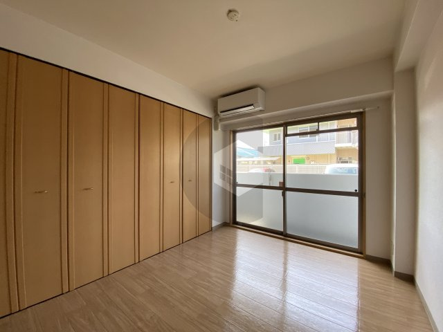 パインクレストの居間・リビング