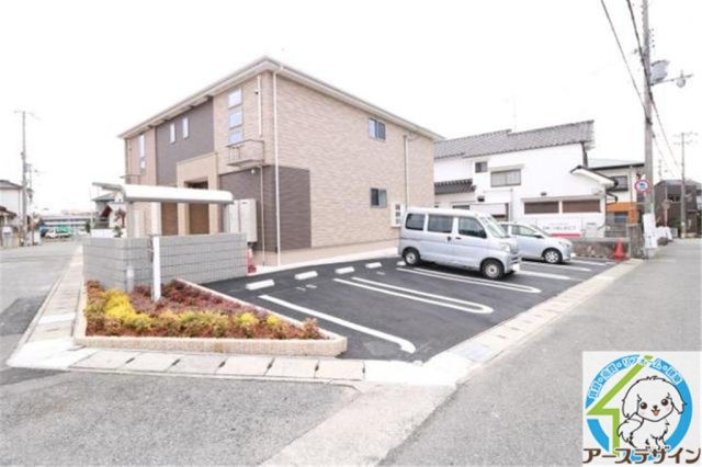 メゾンＭ・ＫⅠの駐車場