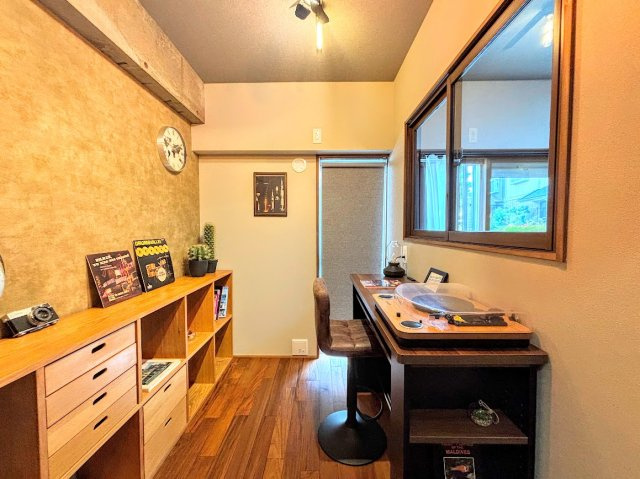 シャンボール戸塚の内装|◆感性を育むプライベートルームはシンプルでスマートな空間。好みの空間で読書をしたり、音楽を聞いたりと一人の時間も充実したものにできます。