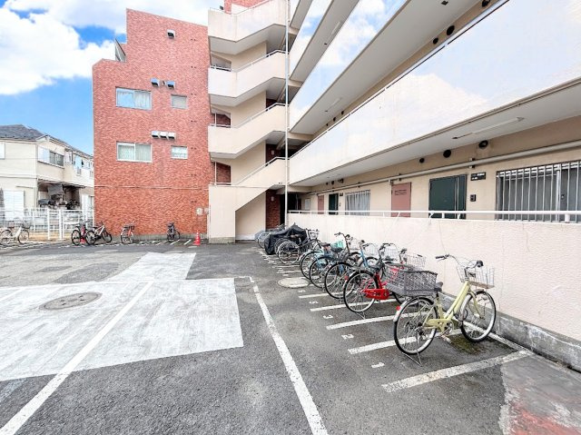 シャンボール戸塚の駐車場|◆土・日・祝日は、当社スタッフによる現地案内会を実施しております。もちろん平日のご案内も可能です。お気軽にご相談ください！！