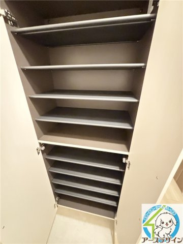 ヒカルサ神戸王塚台Ⅰの収納