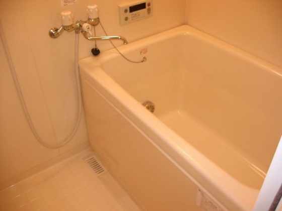 バッハレジデンス芦屋ウエスト（オーティーハイツ東灘）の浴室