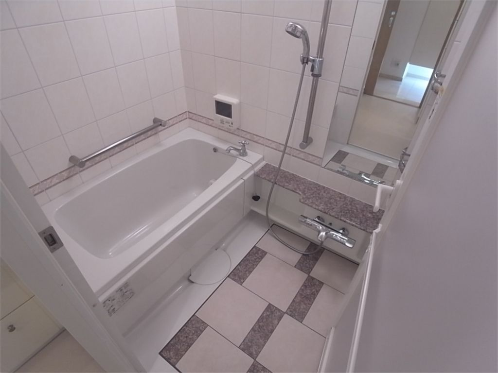 アパタワーズ神戸三宮の浴室