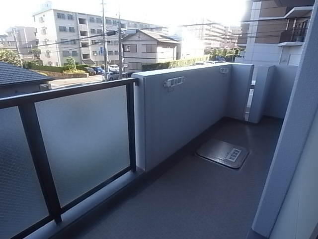 ＩＶＹ　ＨＥＩＧＨＴＳ(アイビーハイツ)のバルコニー