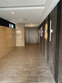 【ロビー】 | ユニバーサルビルアネックス