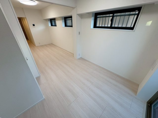 Alivis本八幡の居間・リビング