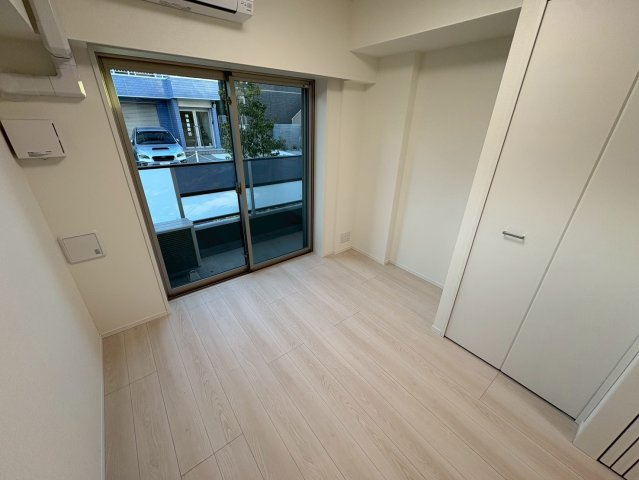 Alivis本八幡の居間・リビング