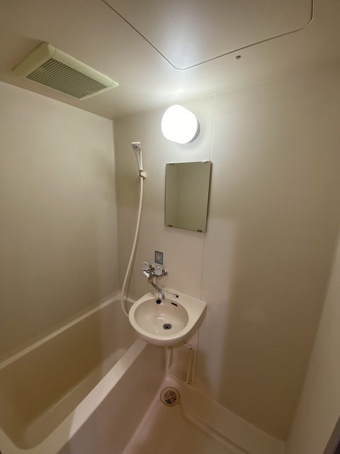 クレセントハイツの浴室