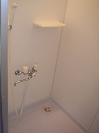 中野区本町１丁目のアパートのシャワールーム