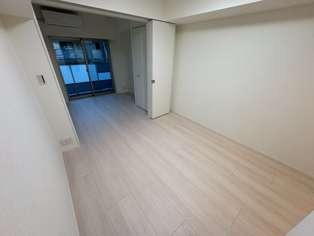 Alivis本八幡の居間・リビング