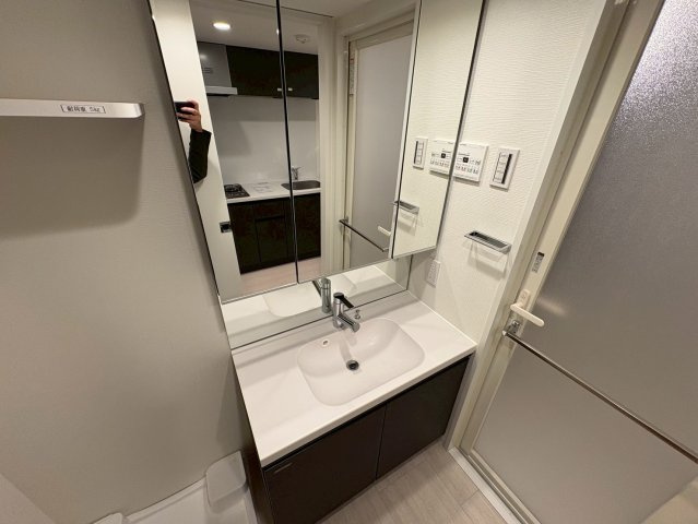 Alivis本八幡の独立洗面台