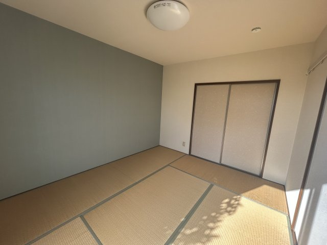 ディアス楢津の和室