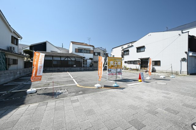 尼崎市昭和通9丁目建築条件無し土地の外観|国道2号線に面しており、事業用地としてご利用できます。