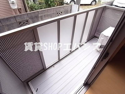 【バルコニー】 | モキハウス | 開放的で明るい空間を演出してくれるバルコニーです