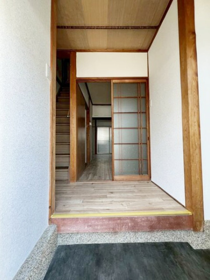 【玄関】 | 山科区小野荘司町　中古戸建