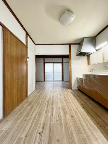 【居間・リビング】 | 山科区小野荘司町　中古戸建