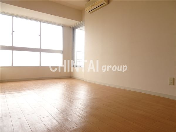 パルムハウス初台の居間・リビング